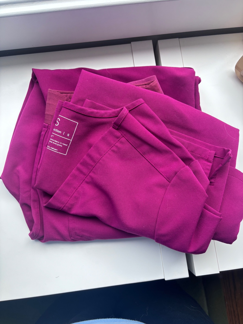 Figs Zamora and Casma Scrub Set - Magenta